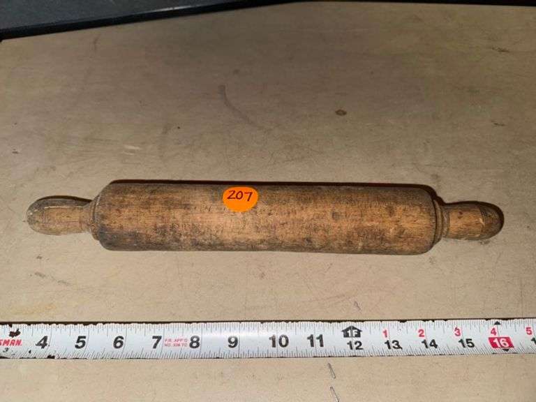 Rolling pin • Bedroom 3