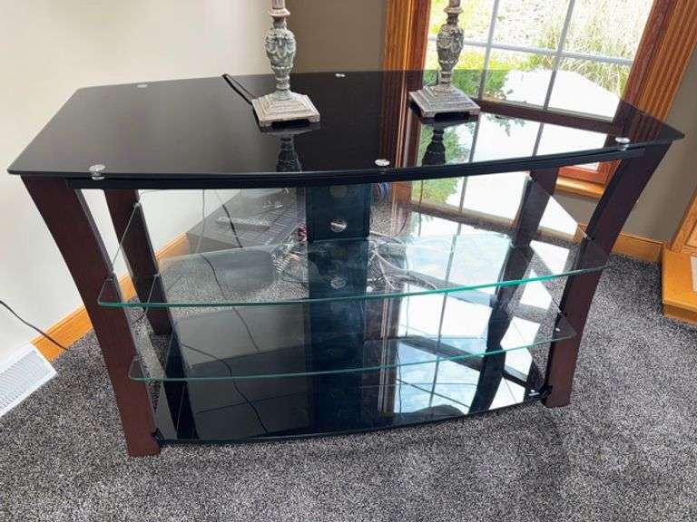 Entertainment stand • 48x22x31 • Living room 2