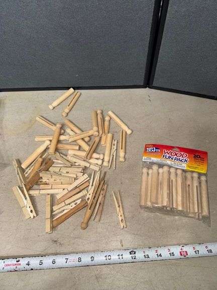 Clothes pins • Kitchen