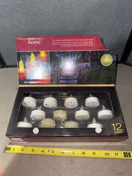 12- piece electronic tea light set • Basement
