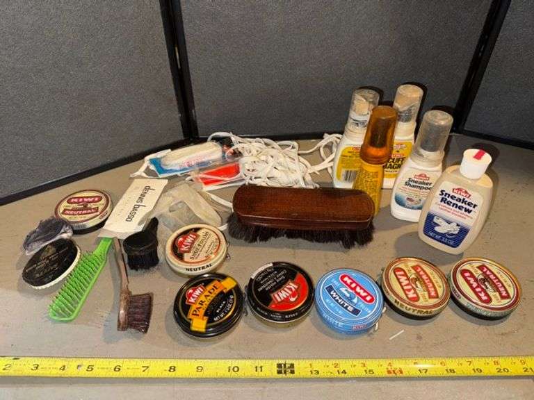 Shoe care lot • Basement