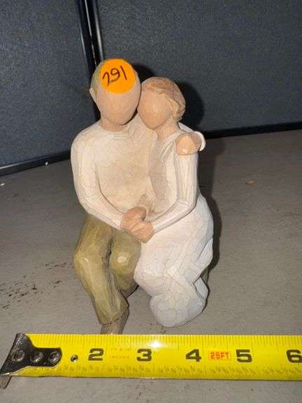 “Anniversary” willow tree figurine • Kitchen