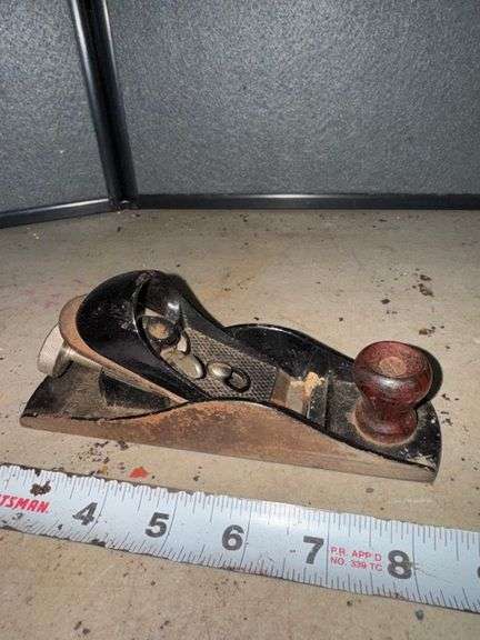 Wood plane • Garage