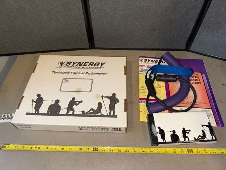 Synergy therapeutic resistance band • Basement