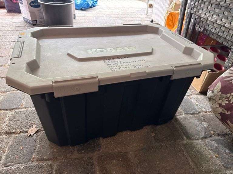 Kobalt waterproof tub • Garage
