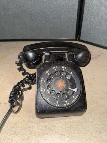 Rotary phone • Garage