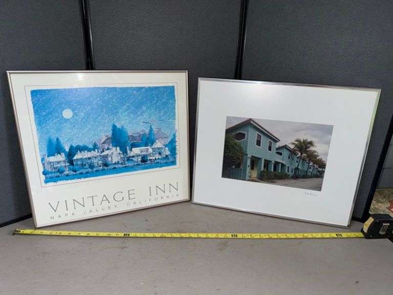 Wall decor lot • Sun room