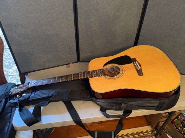 Fender guitar • Dining room
