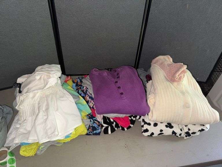 Womens shirts • Size:large • Upstairs
