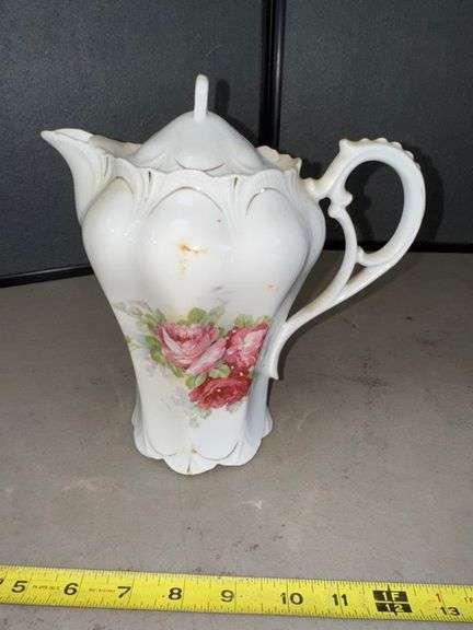 Tea pot • Sun room
