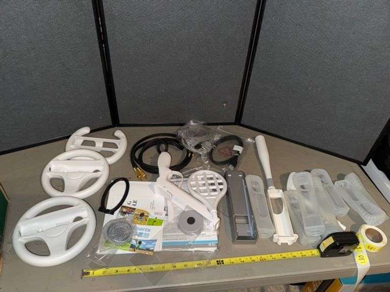 Wii accessory lot • Basement