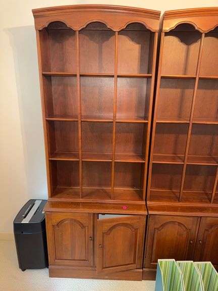 Bookcase • 36x16x77 • Upstairs