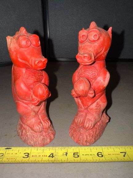 Red dragon figurines • 5” • Garage