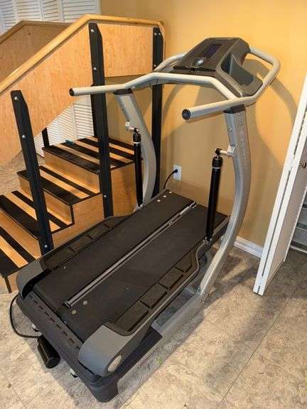 Tread climber • Basement (storage) •  ( Click for More Photos )