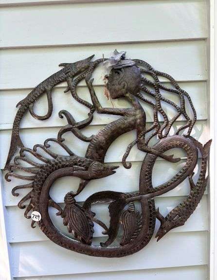 Wall Decor. 24".  Outside