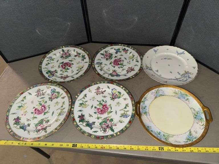 Decorative plates • Basement