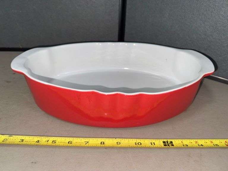 Cerutil stoneware casserole dish • Sun room