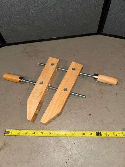 Wooden clamp • Basement
