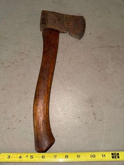 Hatchet • Garage