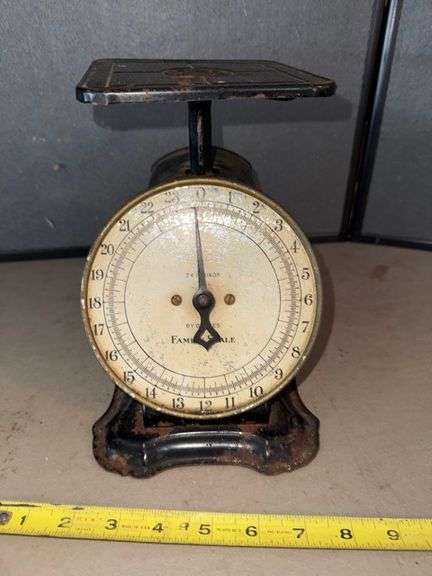 Family scale • Garage