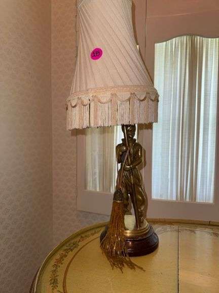 Metal base Lamp • 22” • Upstairs
