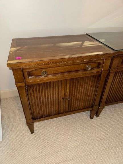 Night stand • 22x16x24 • Upstairs