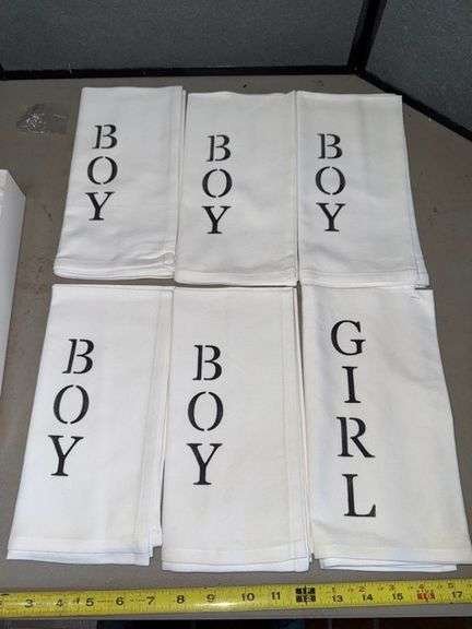 Boy girl towels • Sun room