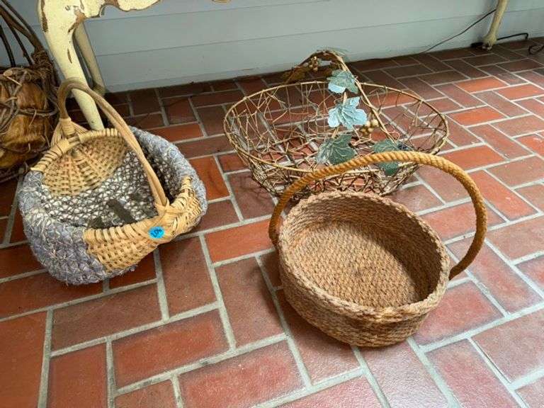 Baskets • Sun room