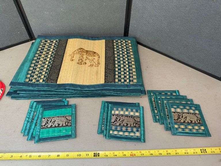 Placemats and coasters • Sun room