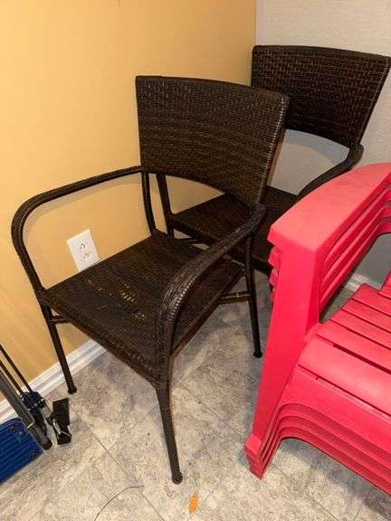 Outdoor metal chairs • (2) • Basement