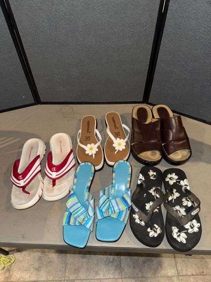 Womens sandals • Size:6-7 • Basement