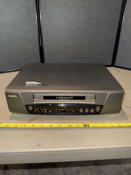 Sanyo vcr no remote • Basement (storage)