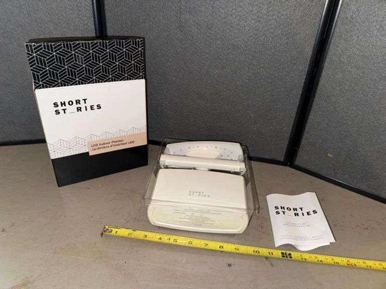 Led indoor planter • Dining room