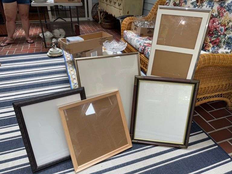 Picture frames • Sun room