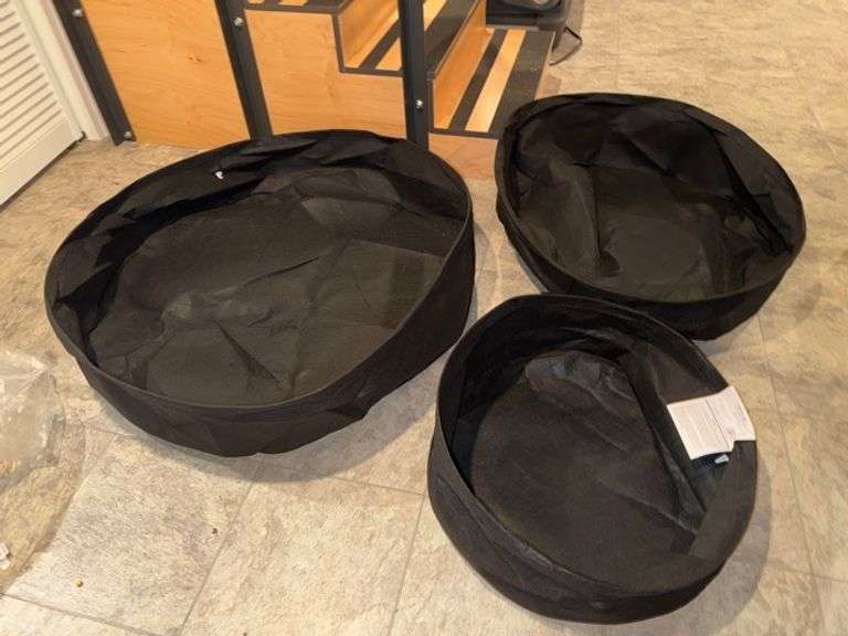 Fabric grow tubs • Basement