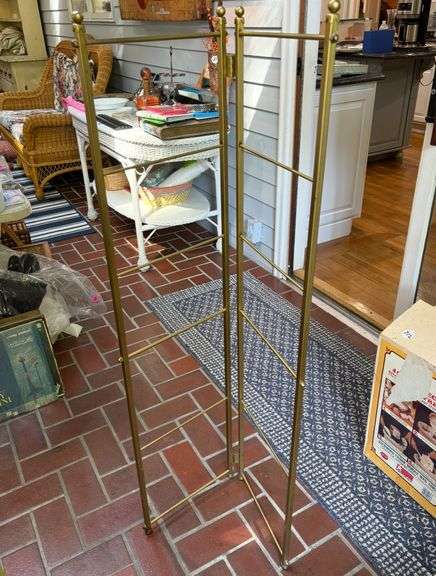 50" High Rack.  Sunroom