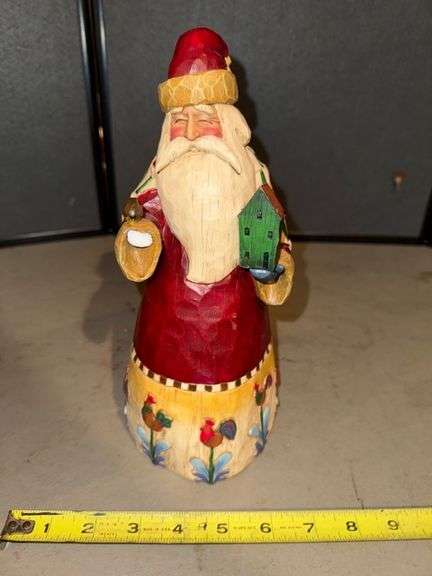Jim shore santa figurine, missing a hand • 10” • Basement