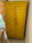 Large cabinet • 42x16x78 • Living room •  ( Click for More Photos )