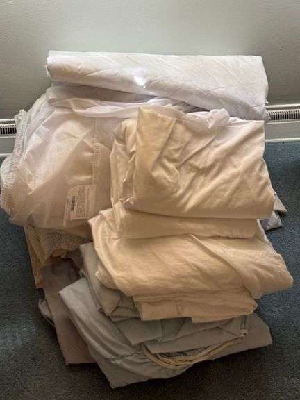 Twin size sheets • Bedroom 1