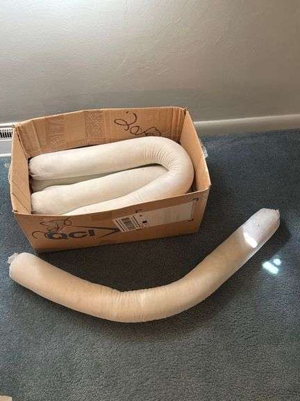 Door snakes • Bedroom 1