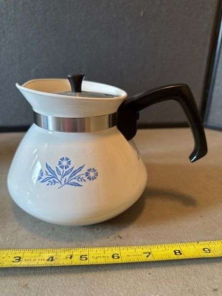 Corningware kettle • Kitchen