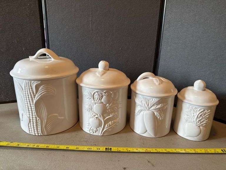 Ceramic canisters • Kitchen