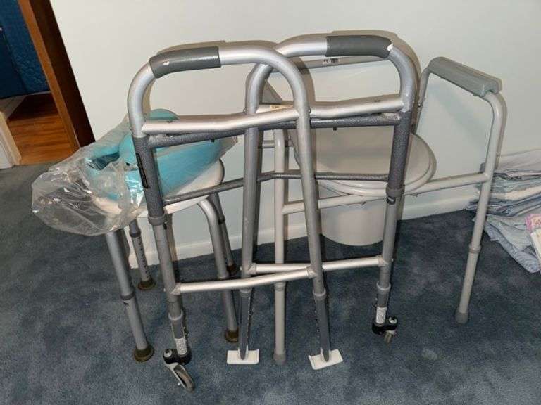 Walker, stool, portable toilet • Bedroom 1