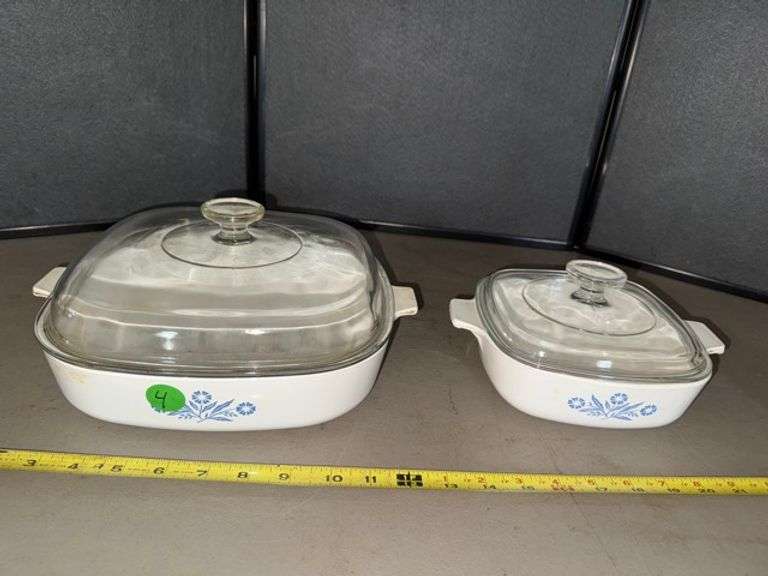 Corningware casserole dishes with lids • Kitchen