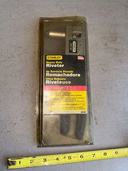 Stanley heavy duty riveter • Garage