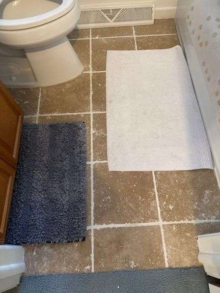 Bath rugs • Bathroom