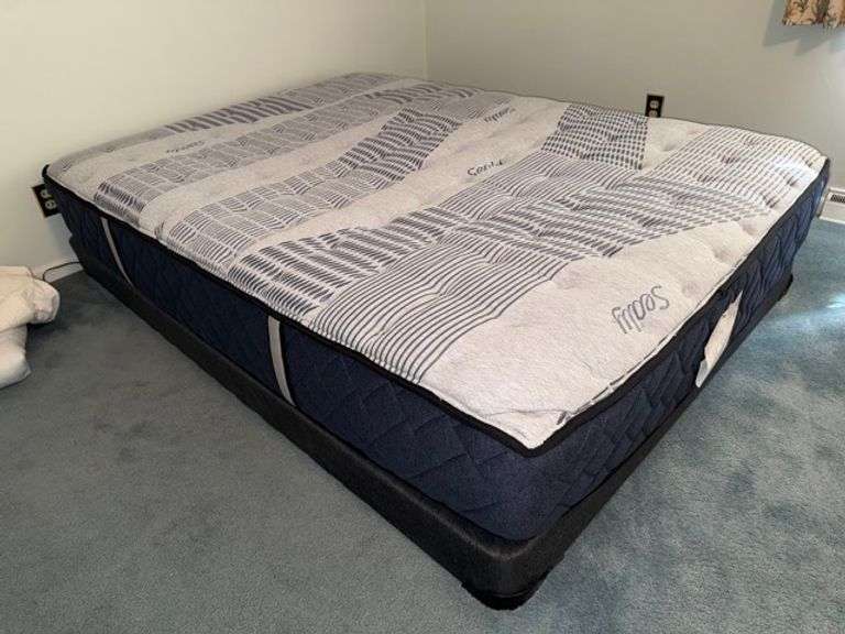 Sealy mattress in great condition • Full • Bedroom 1