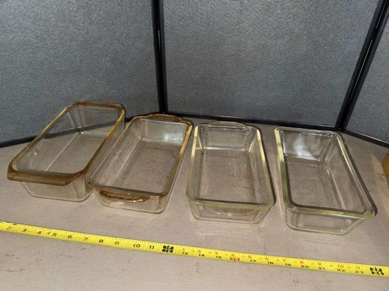 Glass loaf pans • Kitchen