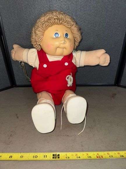 Cabbage patch kid • Kitchen