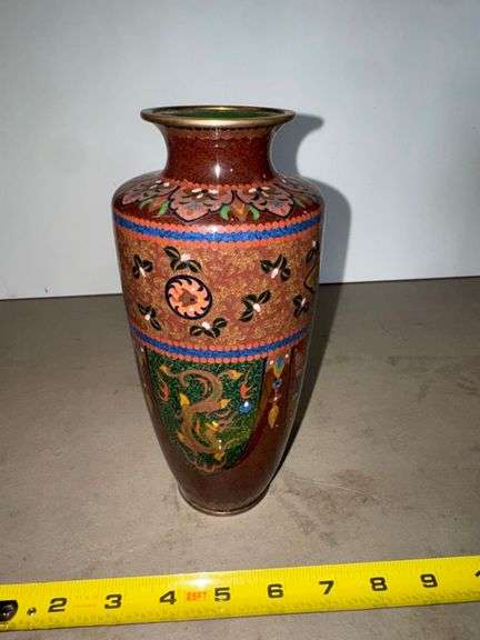 Vase • 9” • Warehouse